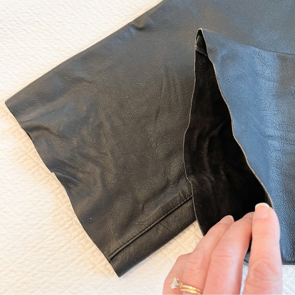 Trek New York Black Leather Boot Cut Raw Edge Pants Size 6 (Tall) - Picture 7 of 13